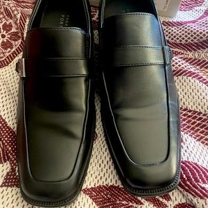 Perry Ellis Dress Shoe